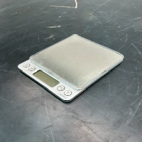 digital pocket scale image 1